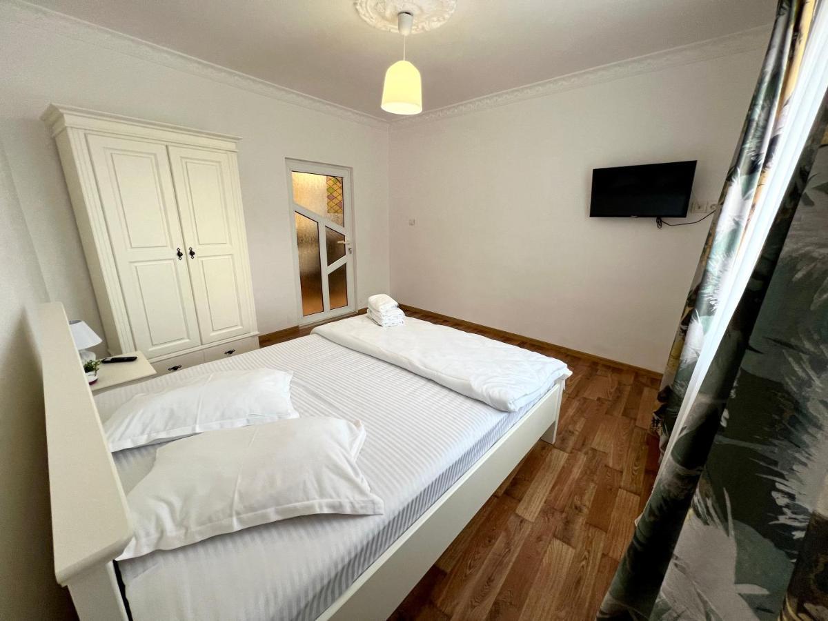 Flh - Mira Apartments Sibiu Exteriör bild