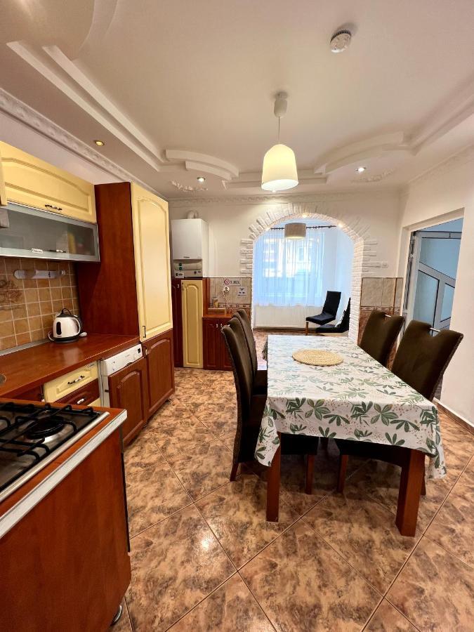 Flh - Mira Apartments Sibiu Exteriör bild